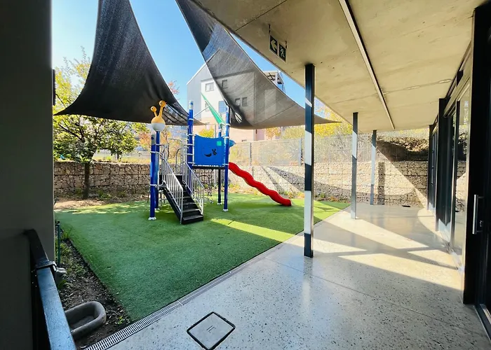 5 Elizabeth Place - Beautiful Self Catering 1 Bedroom Unit Next To Kyalami Racetrack With Free Wifi - Swimming Pool Gym And Restaurant - Perfect For A Couple In Midrand Waterfall